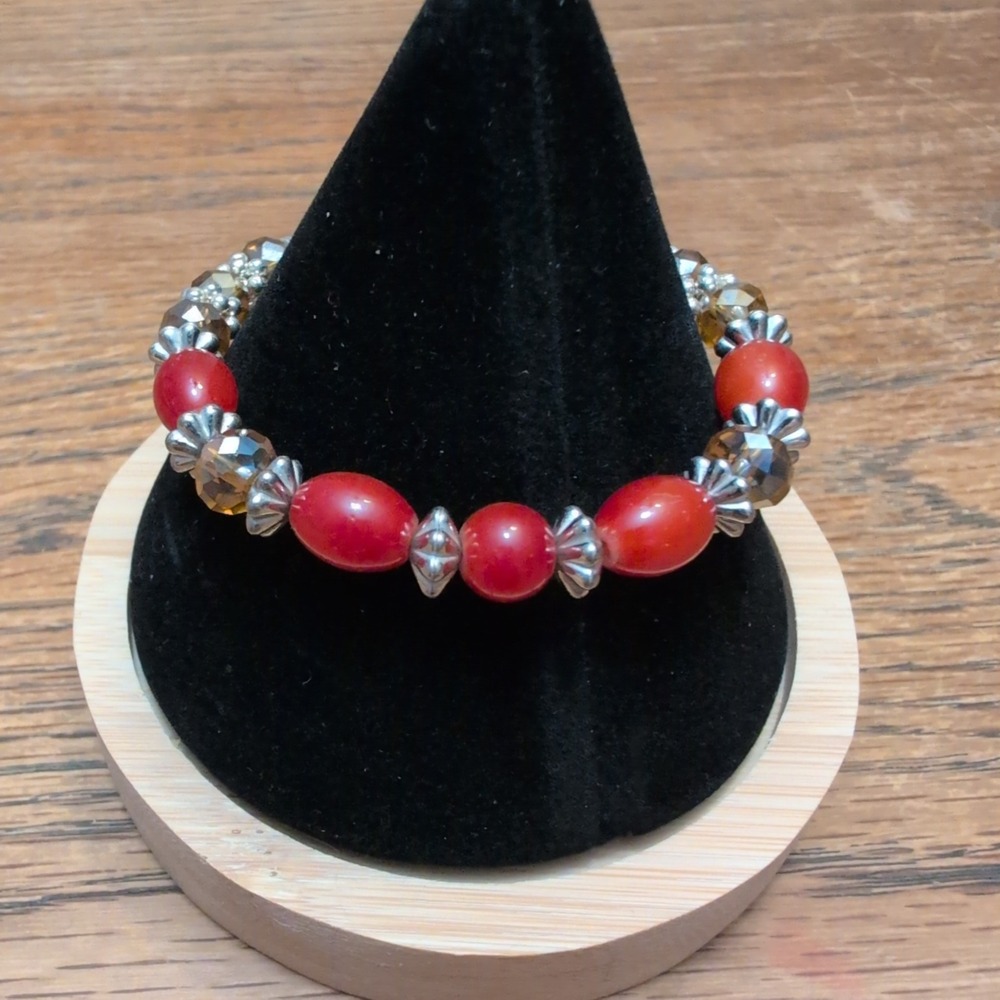 Sea Turtle Charm Beaded Stretch Bracelet Amber Red Silver Tone Coastal Jewelry - Picture 3 of 3